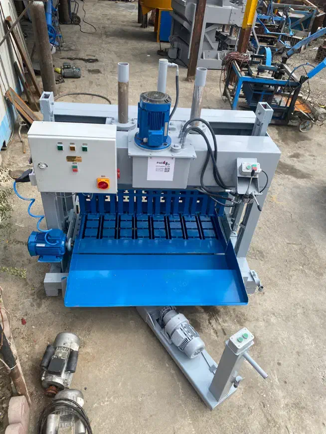 دستگاه بلوک زنی و جدول زنی هیدرولیک|ماشینآلات صنعتی|تهران, صاحب الزمان|دیوار