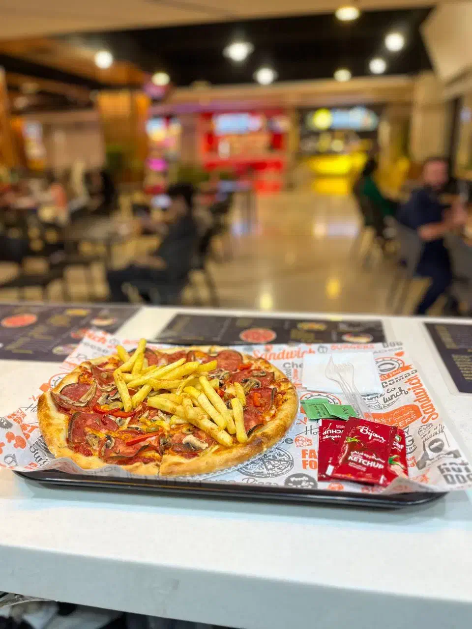 صندوقدار خانم|استخدام خدمات فروشگاه و رستوران|تهران, اکباتان|دیوار