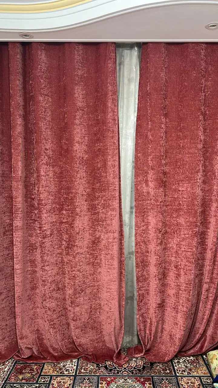 پرده مخمل نو و استفاده نشده برای عکس  نصب کردم|پرده، رانر، رومیزی|تهران, افسریه شمالی|دیوار