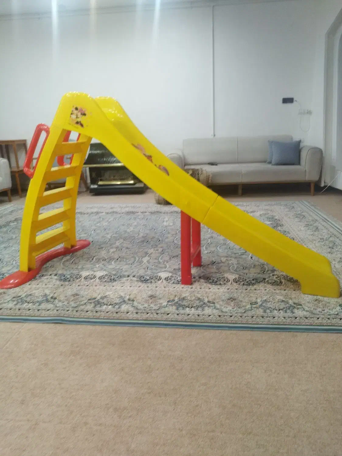 سرسره  شش پله تمیز بدون ایراد|اسباب و اثاث بچه|بهبهان, |دیوار