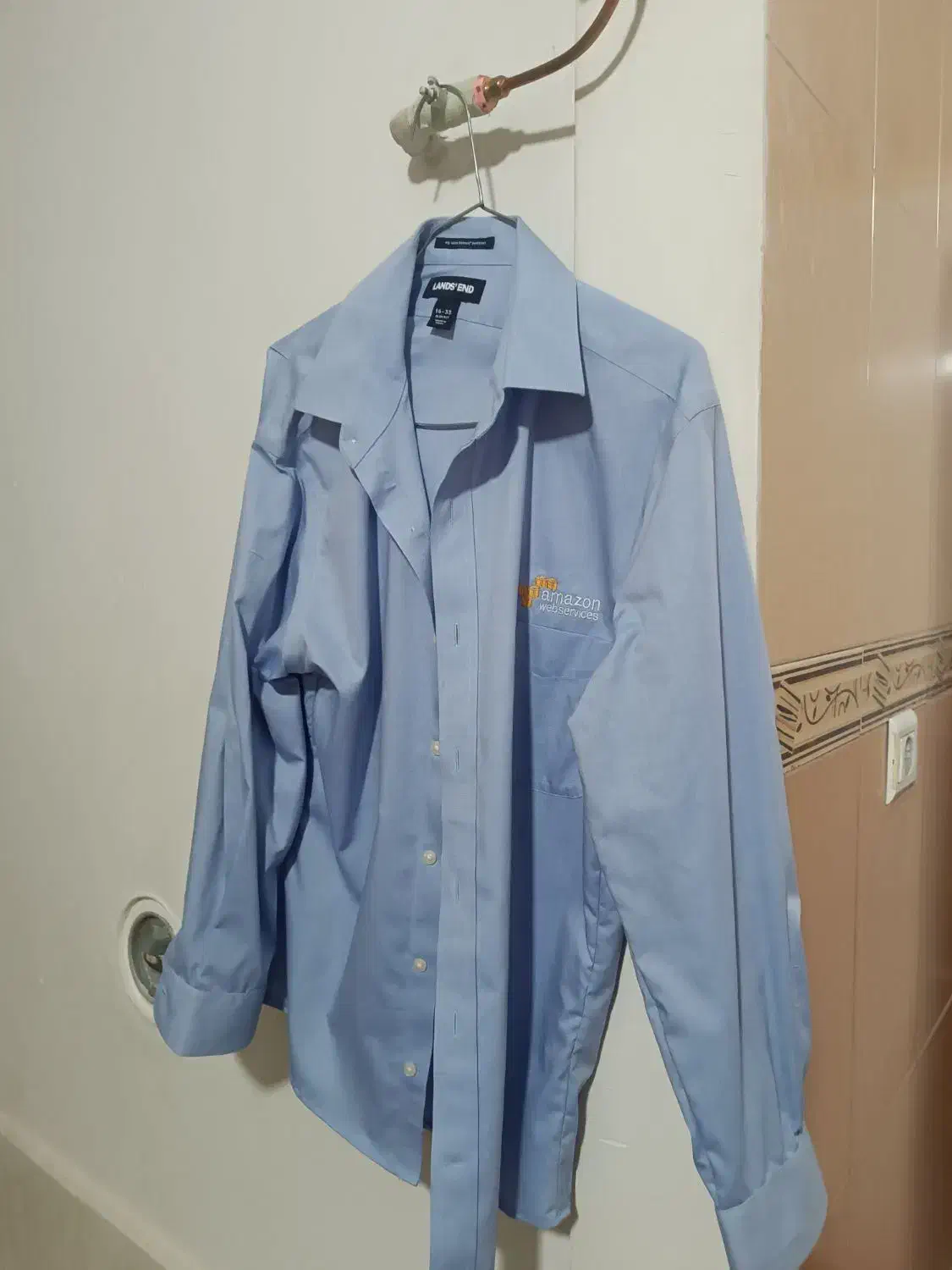 لباس مردانه|لباس|سروستان, |دیوار