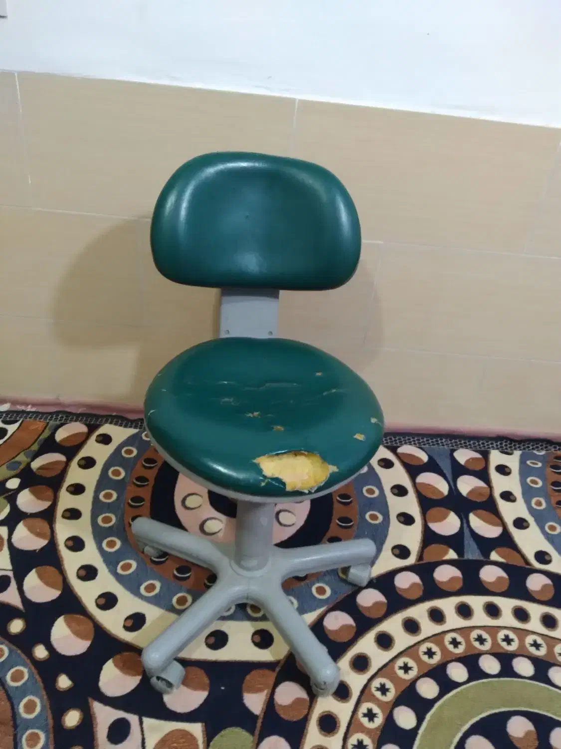 صندلی چرخ دار|صندلی و نیمکت|مشهد, خواجه ربیع|دیوار