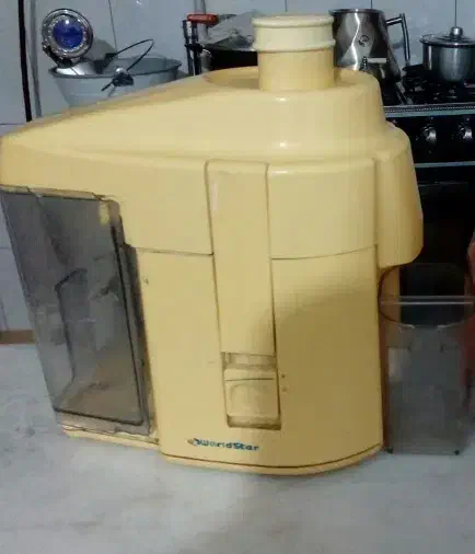 ۲ دستگاه آبمیوه گیر|آبمیوه‌گیر و آب‌مرکبات‌گیر|ورامین, خیر آباد|دیوار