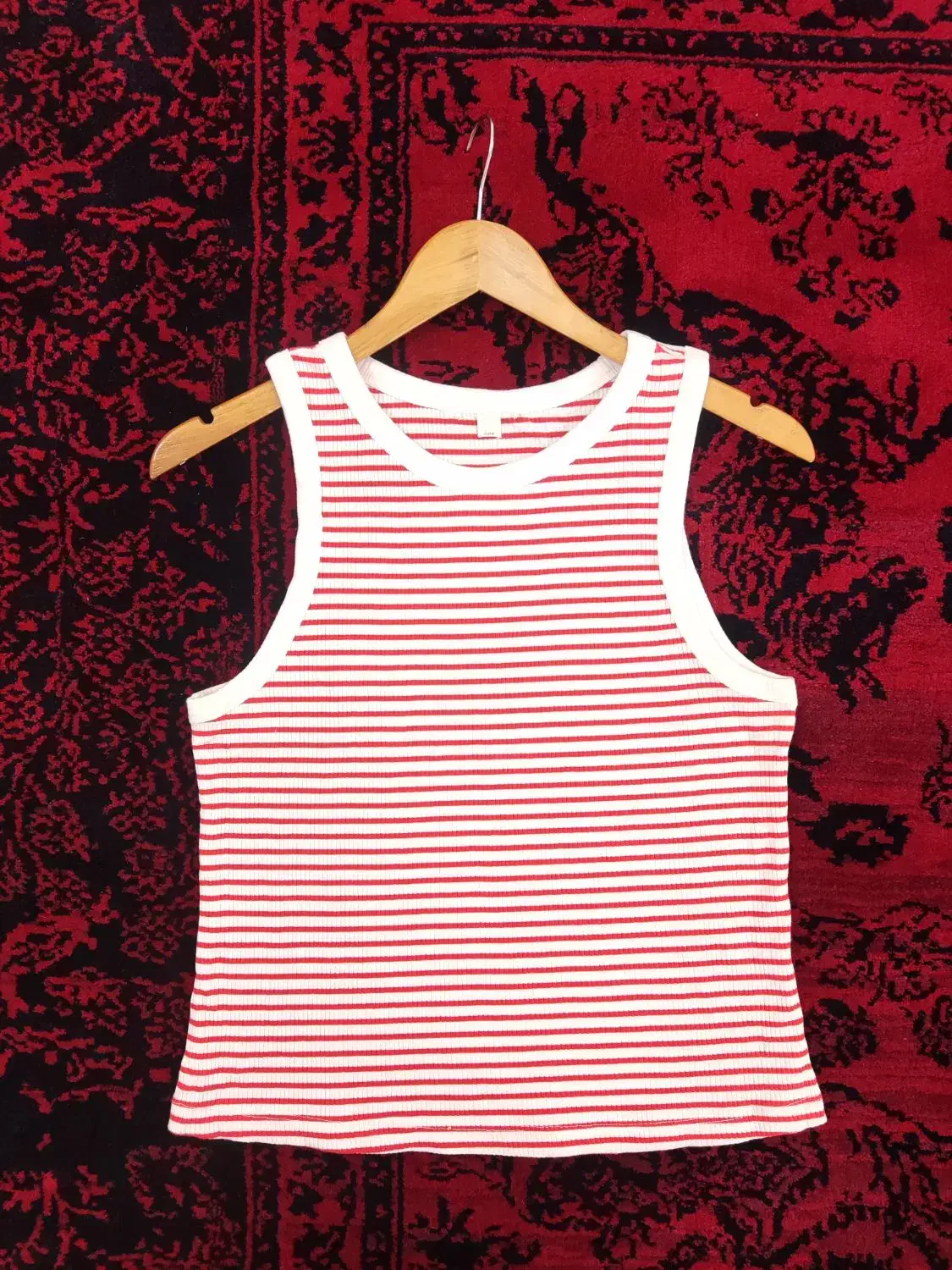 تاپ کبریتی اقتصادی|لباس|قم, بنیاد|دیوار