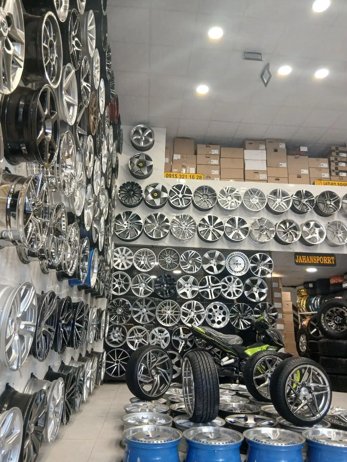 همکار لاستیک فروشی|استخدام صنعتی، فنی، مهندسی|مشهد, کارگران|دیوار