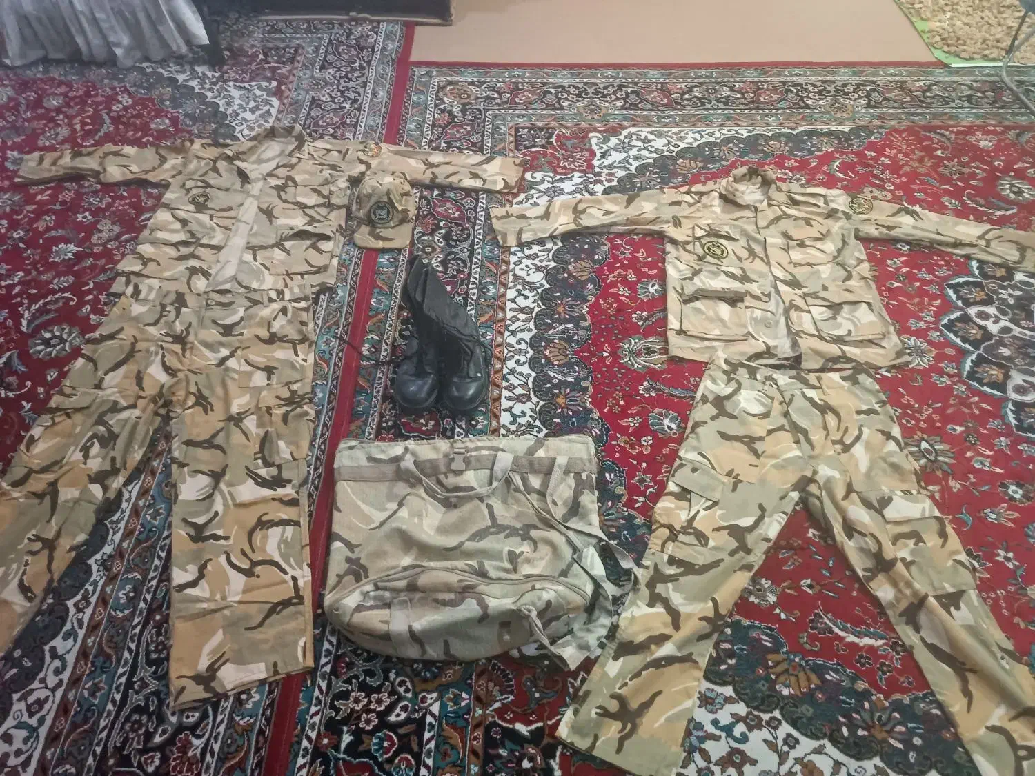 لباس سربازی نونو|لباس|مینودشت, |دیوار