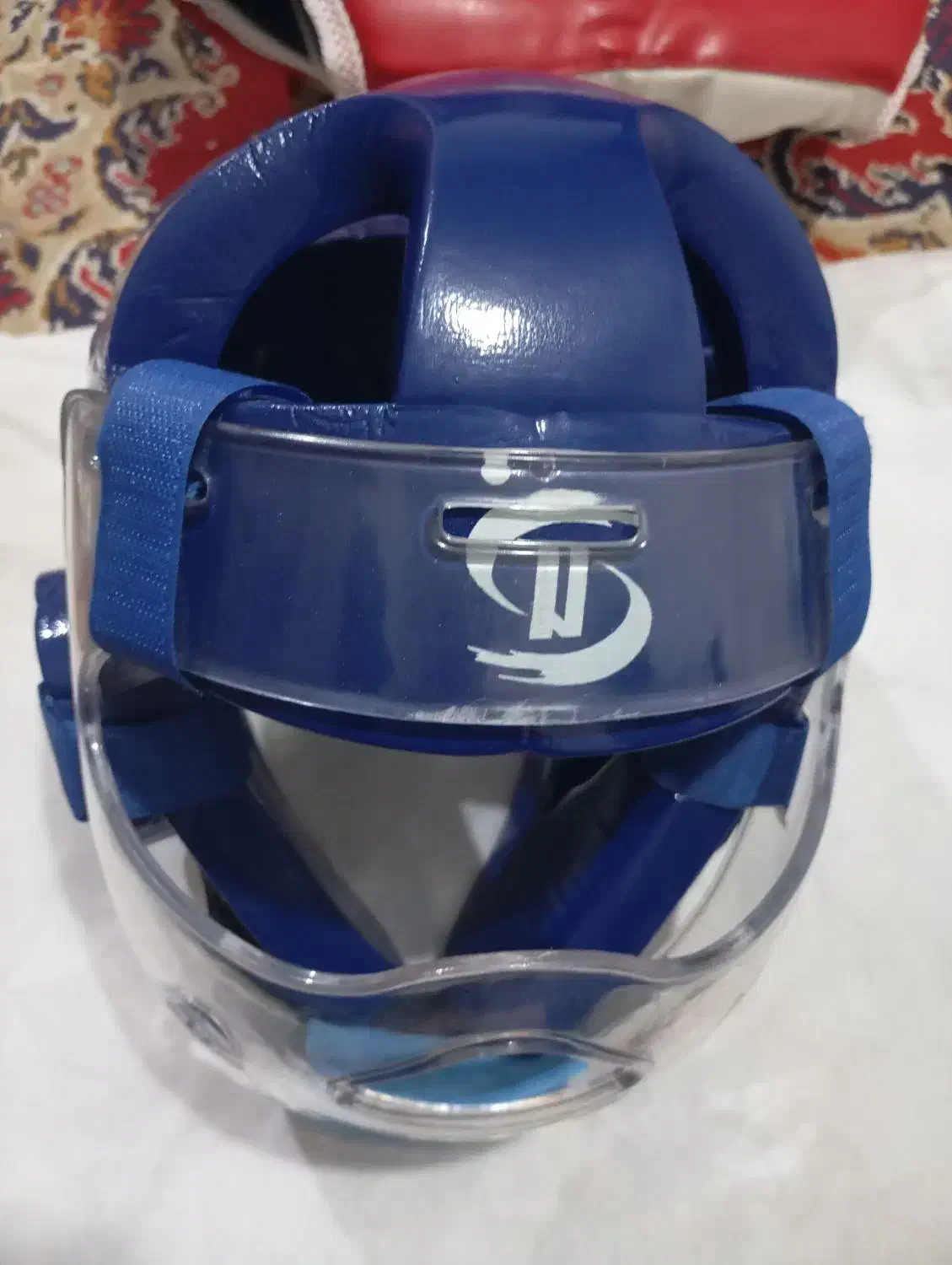 فروش کلاه تزریقی تکواندو همراه با نقاب|تجهیزات ورزشی|هرسین, |دیوار