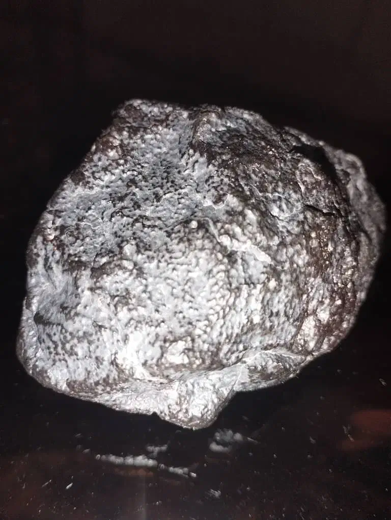 شهاب سنگ|کلکسیون اشیاء عتیقه|لنجان, |دیوار