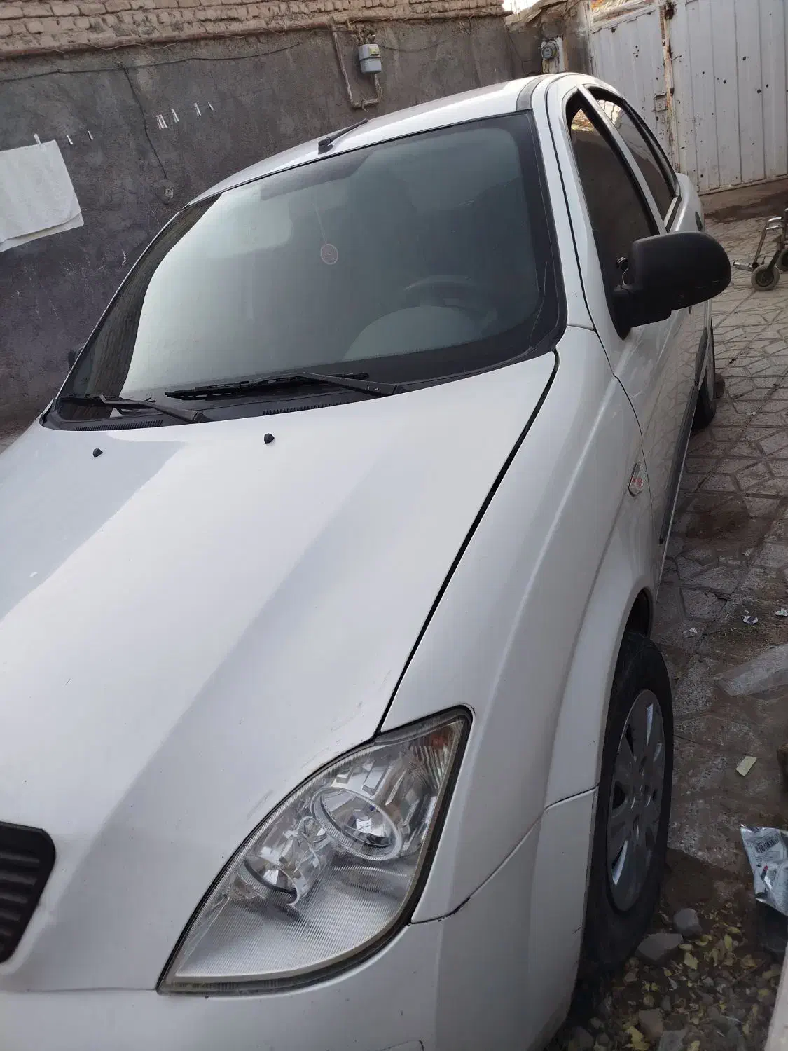 تیبا مدل 98 معاوضه با نیسان|خودرو سواری و وانت|باخزر, |دیوار