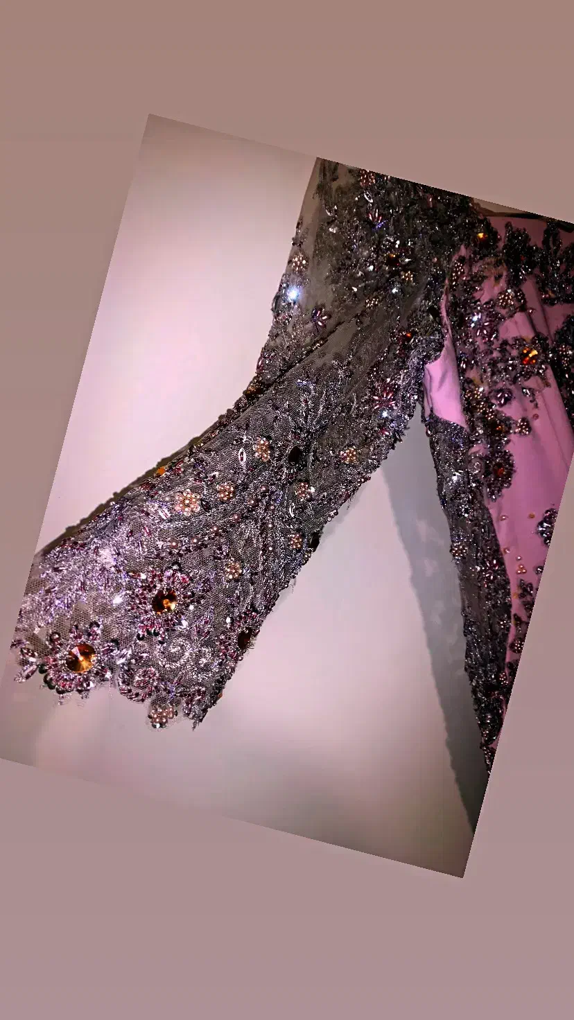 پیراهن کار شده با قیمت مناسب|لباس|قزوین, |دیوار