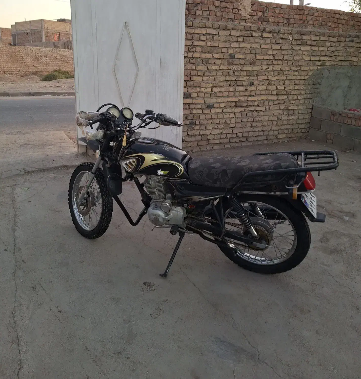 موتور احسان شکاری ۹۴|موتورسیکلت|ایرانشهر, |دیوار