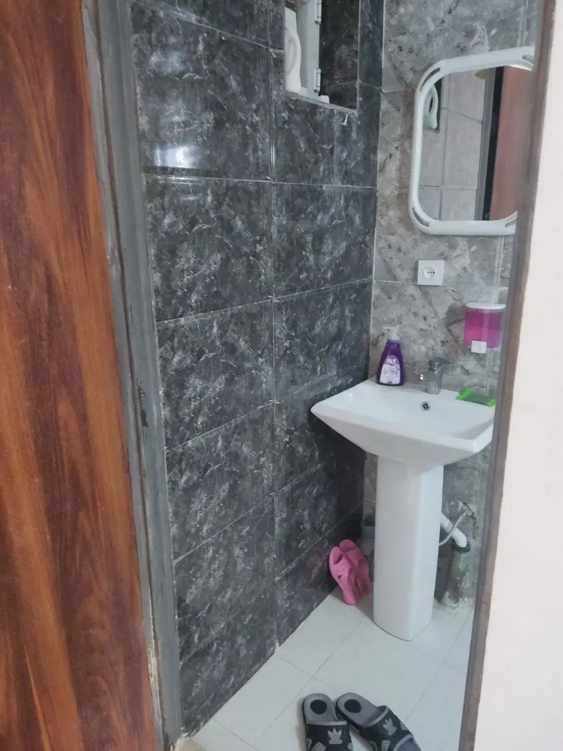 خانه ویلایی حیاط دار با پارکینگ در توشن|فروش خانه و ویلا|گرگان, |دیوار