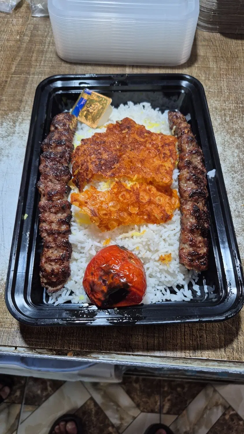 غذای بیرونبر پردیس|خدمات پذیرایی، مراسم|شیراز, ده پیاله|دیوار