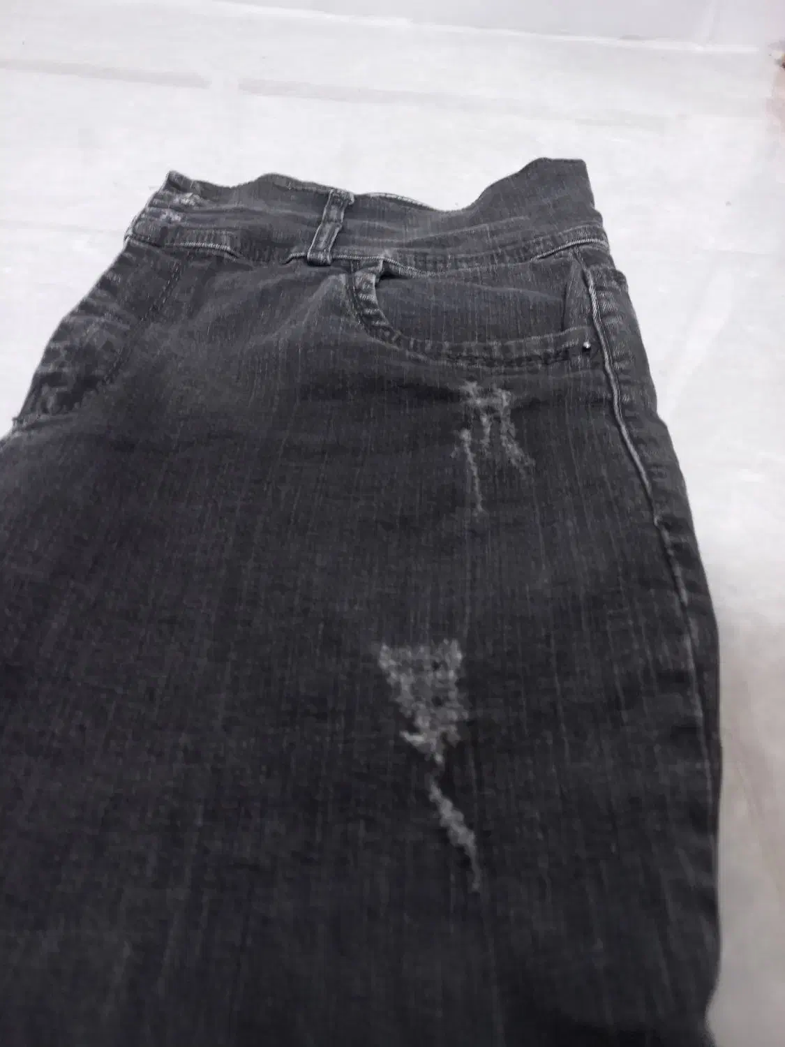 دو عدد شلوار لی زنانه|لباس|رشت, خرسندی|دیوار