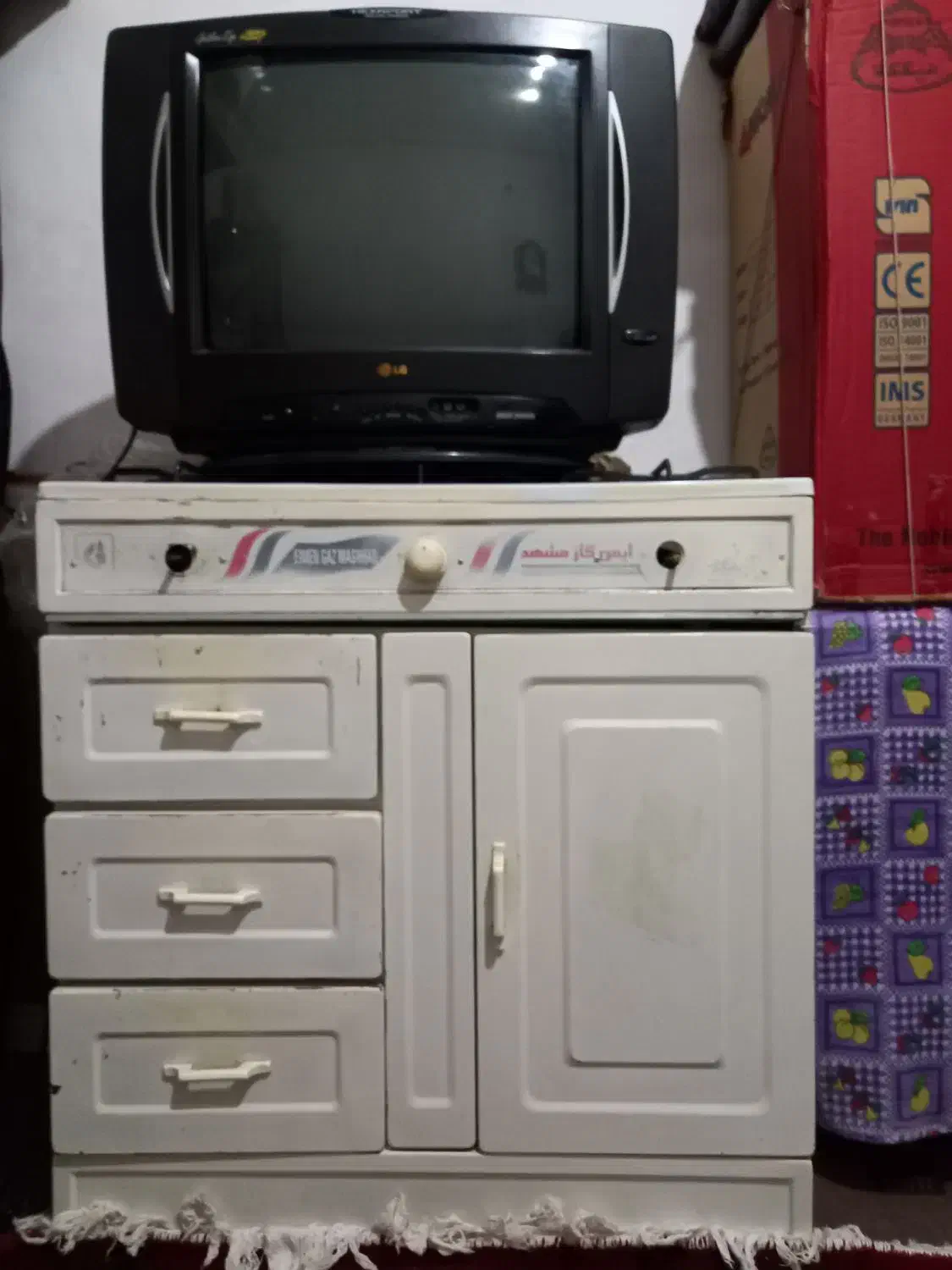 گازسه شعله وتلویزیون ال جی ۲۱ اینچ|تلویزیون و پروژکتور|کرمانشاه, |دیوار