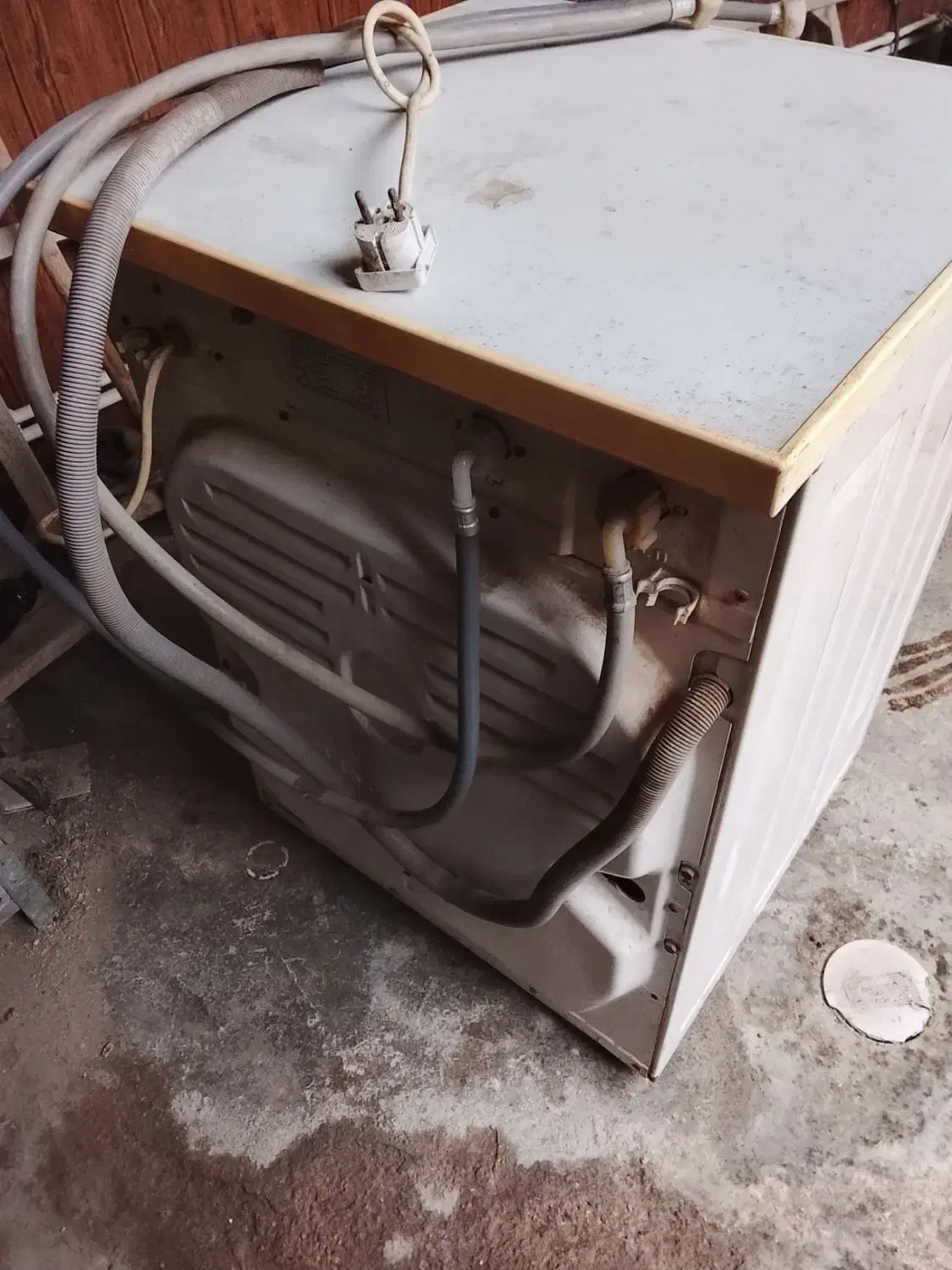 لباسشویی|ماشین لباسشویی و خشک‌کن لباس|کردکوی, |دیوار