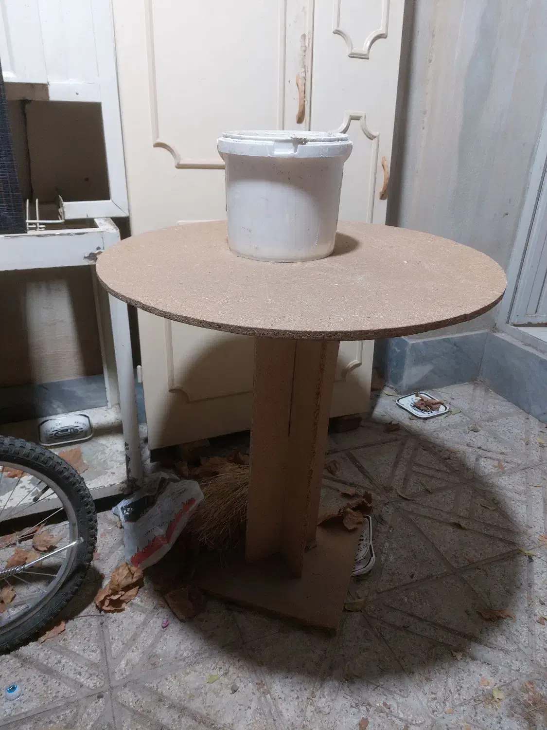 لوستر و میز گرد|لوستر و چراغ آویز|ارومیه, |دیوار