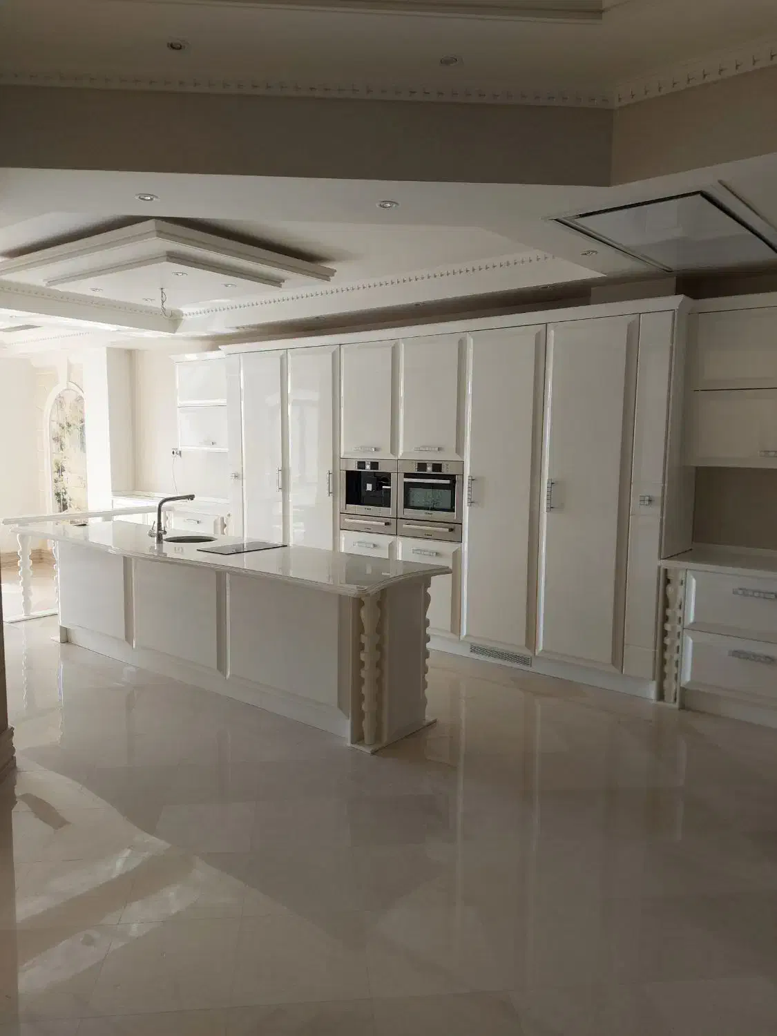 ۴۰۴متر فرمانیه+۴۰متر سوئیت مجزا*کلید نخورده