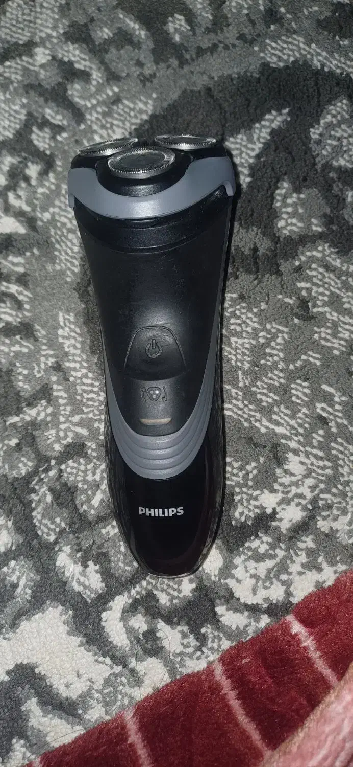 ریش تراش philips فیلیپس اصل|آرایشگاه و سالن‌های زیبایی|فردیس, شهرک شهید حسینی|دیوار