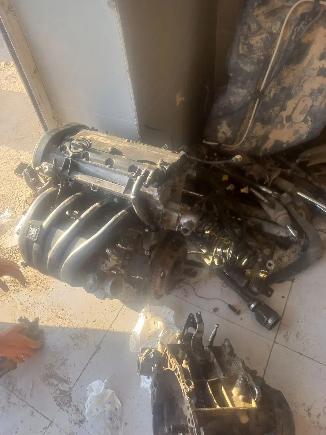 موتور زانتیا ۲۰۰۰|قطعات یدکی و لوازم جانبی|زابل, |دیوار