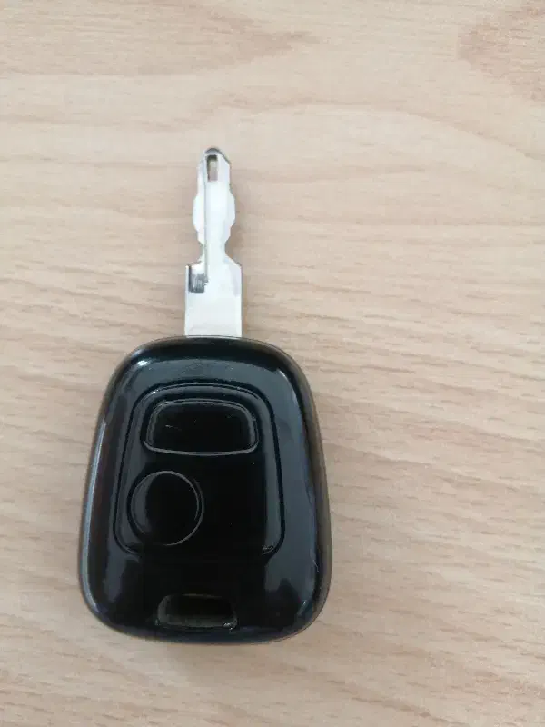 پیدا شده|اشیا|میبد, |دیوار