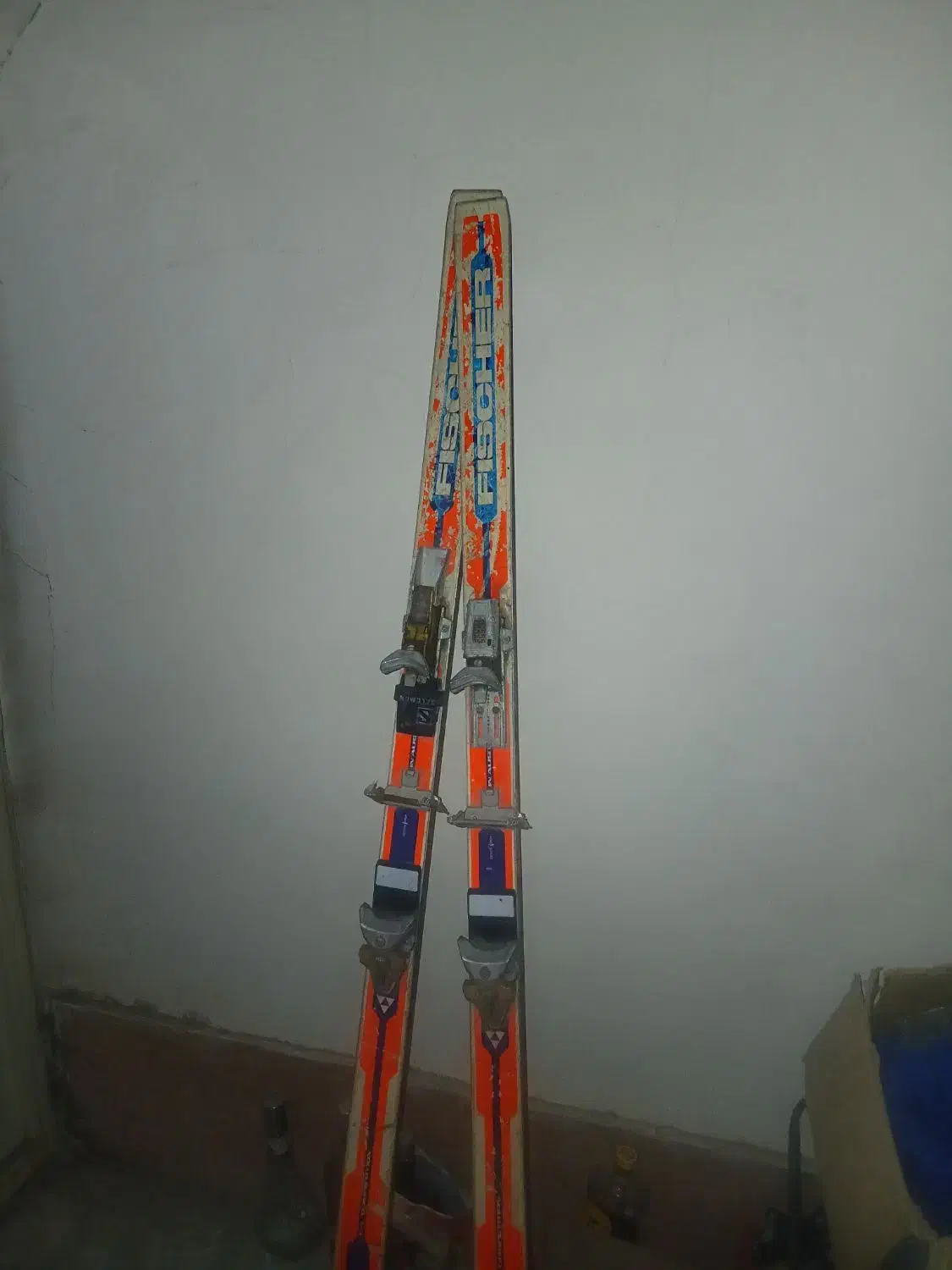 اسکی سالامون به همراه بوت اصل|ورزشهای زمستانی|چهارباغ, |دیوار