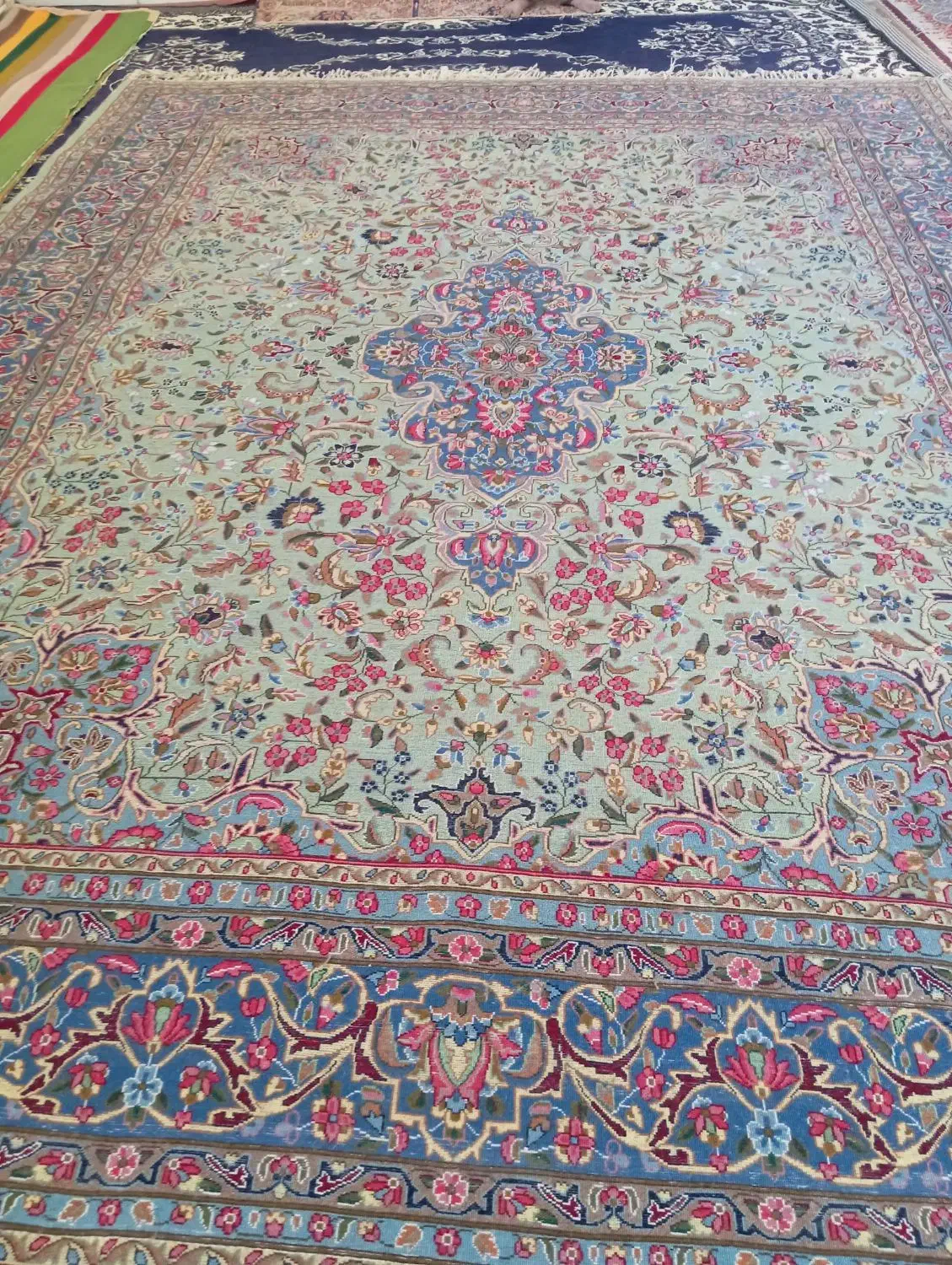 قالی12متری|فرش|گلباف, |دیوار