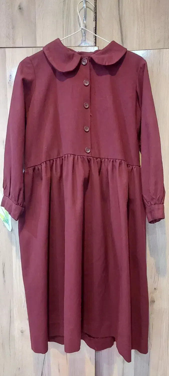 پیراهن دخترانه|لباس|رشت, منظریه|دیوار