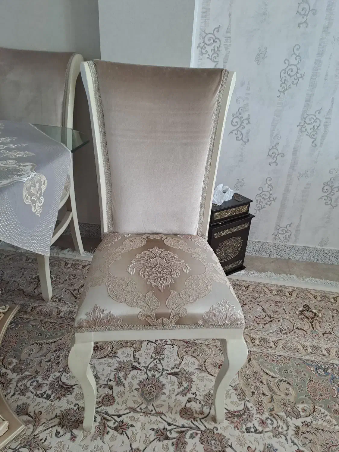 میز غذا خوری|میز و صندلی غذاخوری|اردبیل, |دیوار