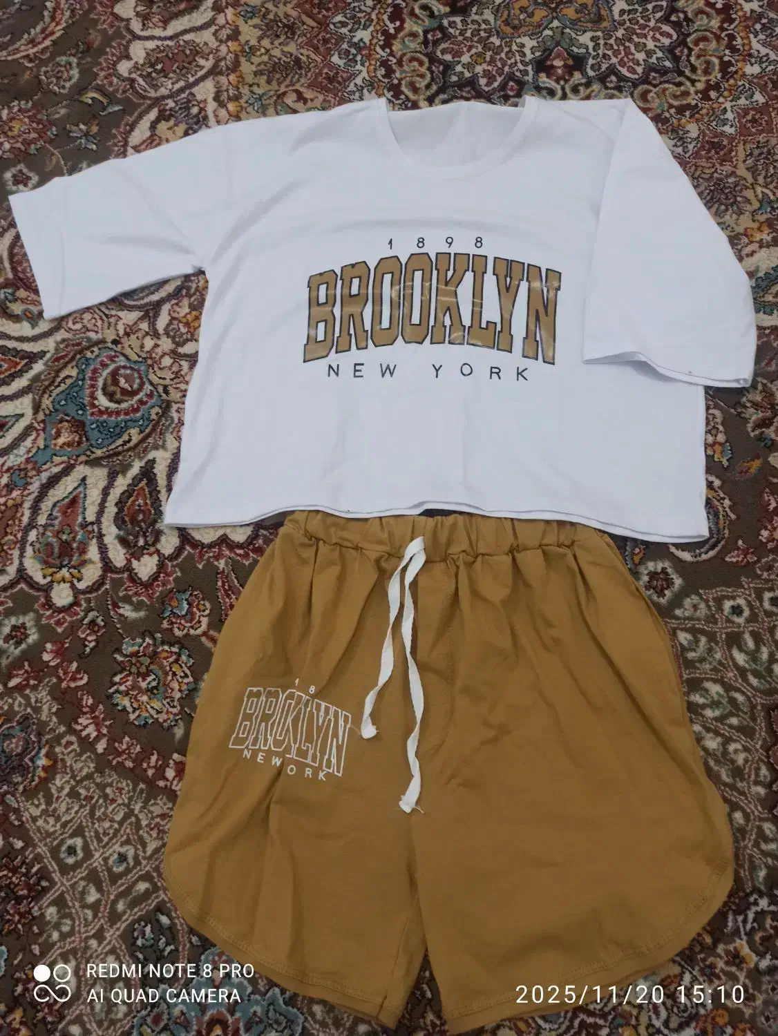 دو دست لباس باشگاه جنس خوب|لباس|نیشابور, کوی یغما|دیوار