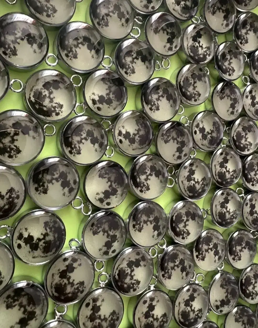 گردنی رزینی ماه|بدلیجات|خرم‌آباد, |دیوار