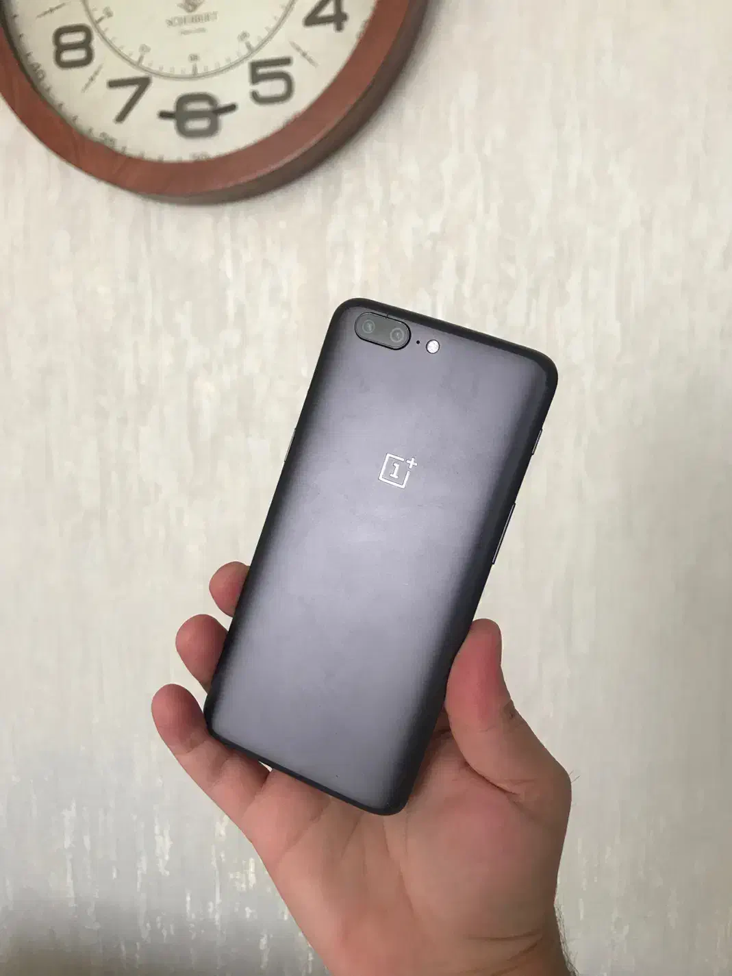 پرچمدار وانپلاس 5 کلکسیونی و استثنائی نونو|موبایل|شیراز, زرهی|دیوار