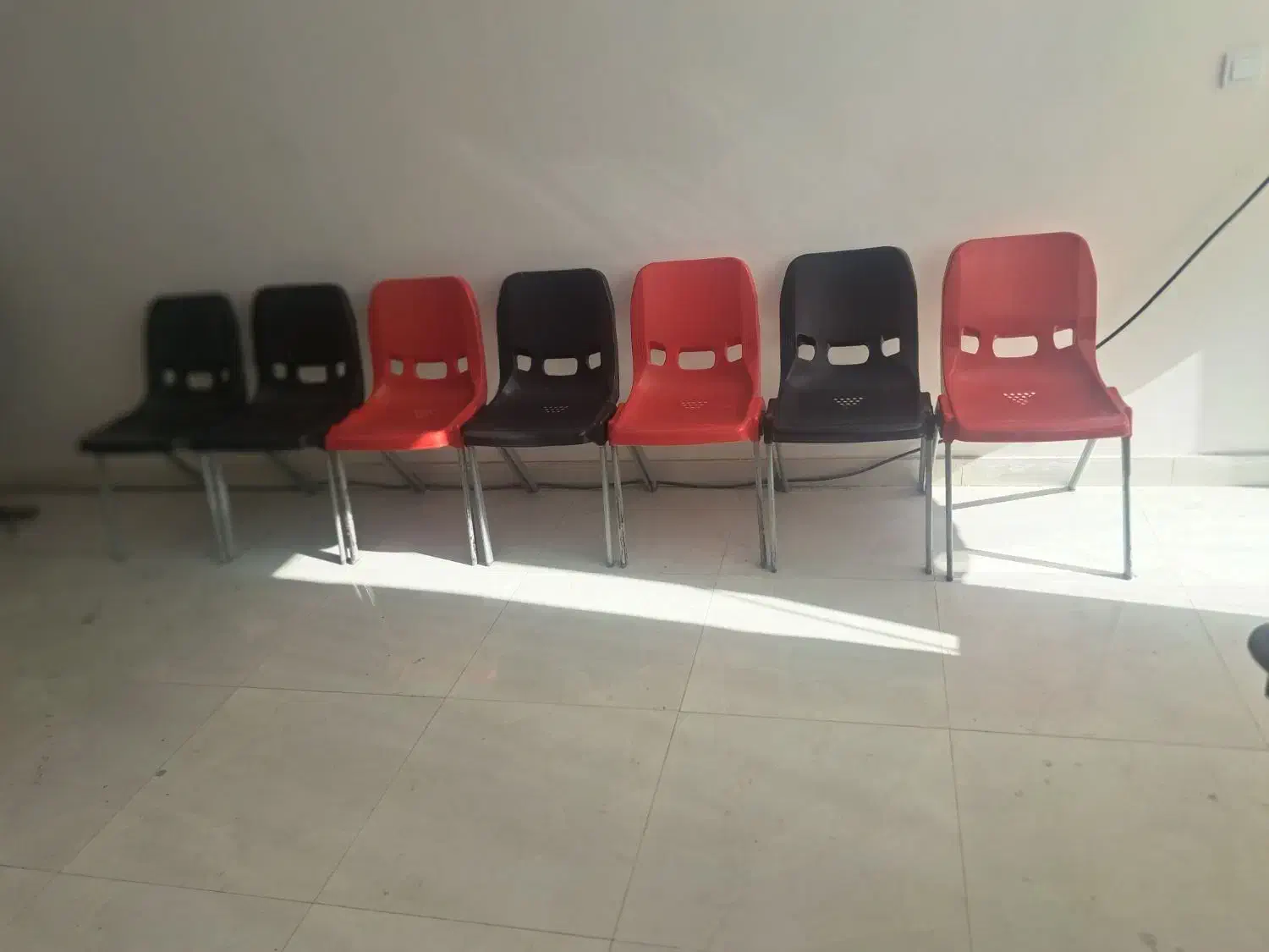 صندلی انتظار|صندلی و نیمکت|تبریز, |دیوار