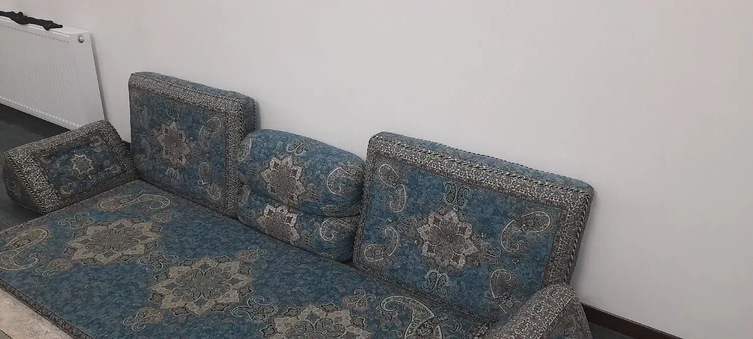 شاه نشین|پشتی|شهریار, شهریار|دیوار