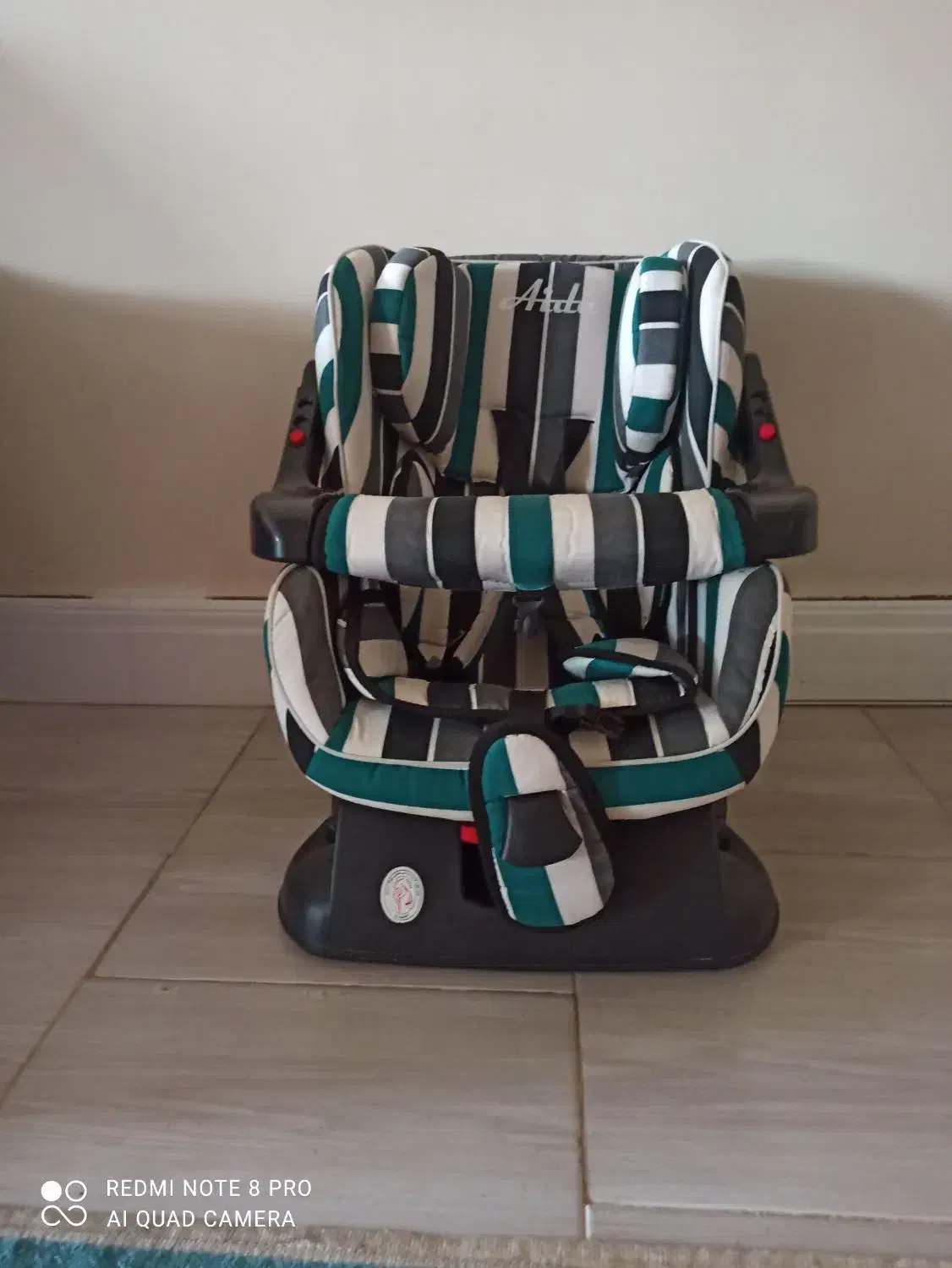 صندلی ماشین کودک سالم و کم کارکرد|تخت و صندلی بچه|نکا, |دیوار