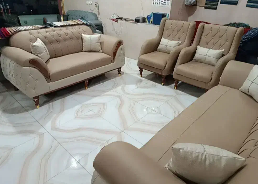 چستر، لاوین ،کد ۷|مبلمان خانگی و میز عسلی|بندر انزلی, آذربایجان|دیوار