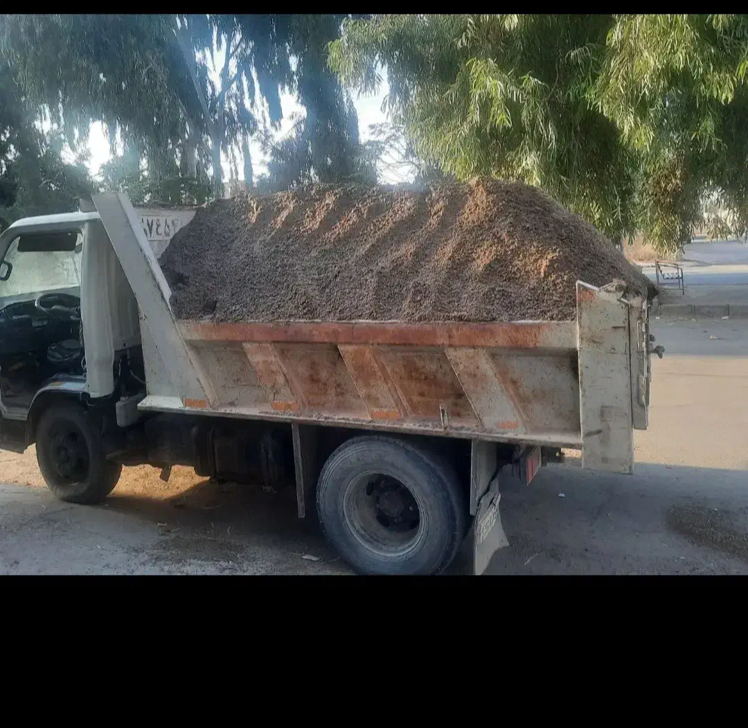 حمل شن و ماسه میل نادر هم کمپرسی وهم خاور تن 300|خدمات حمل و نقل|زهک, |دیوار