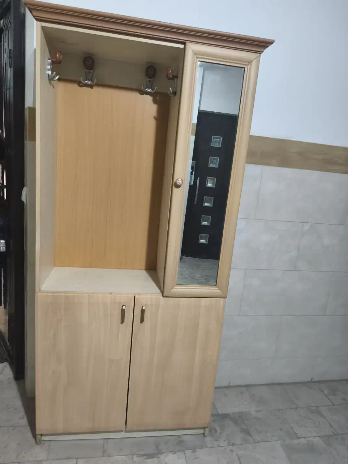 جاکفشی آینه دار|جاکفشی، کمد، دراور|فردیس, فرامرزیه|دیوار