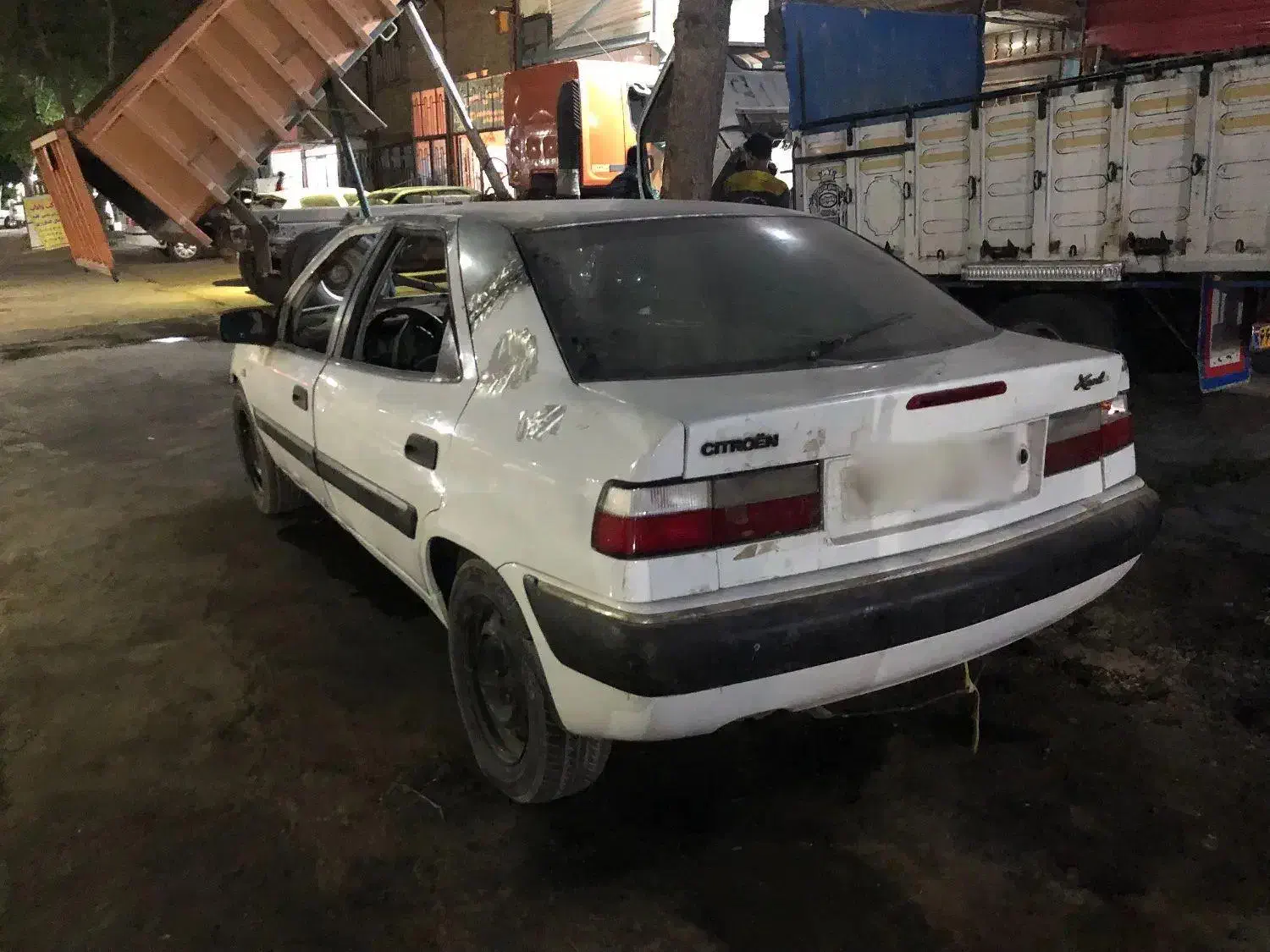 زانتیا مدل۸۸ تصادفی|خودرو سواری و وانت|مشهد, هفت تیر (آب و برق)|دیوار