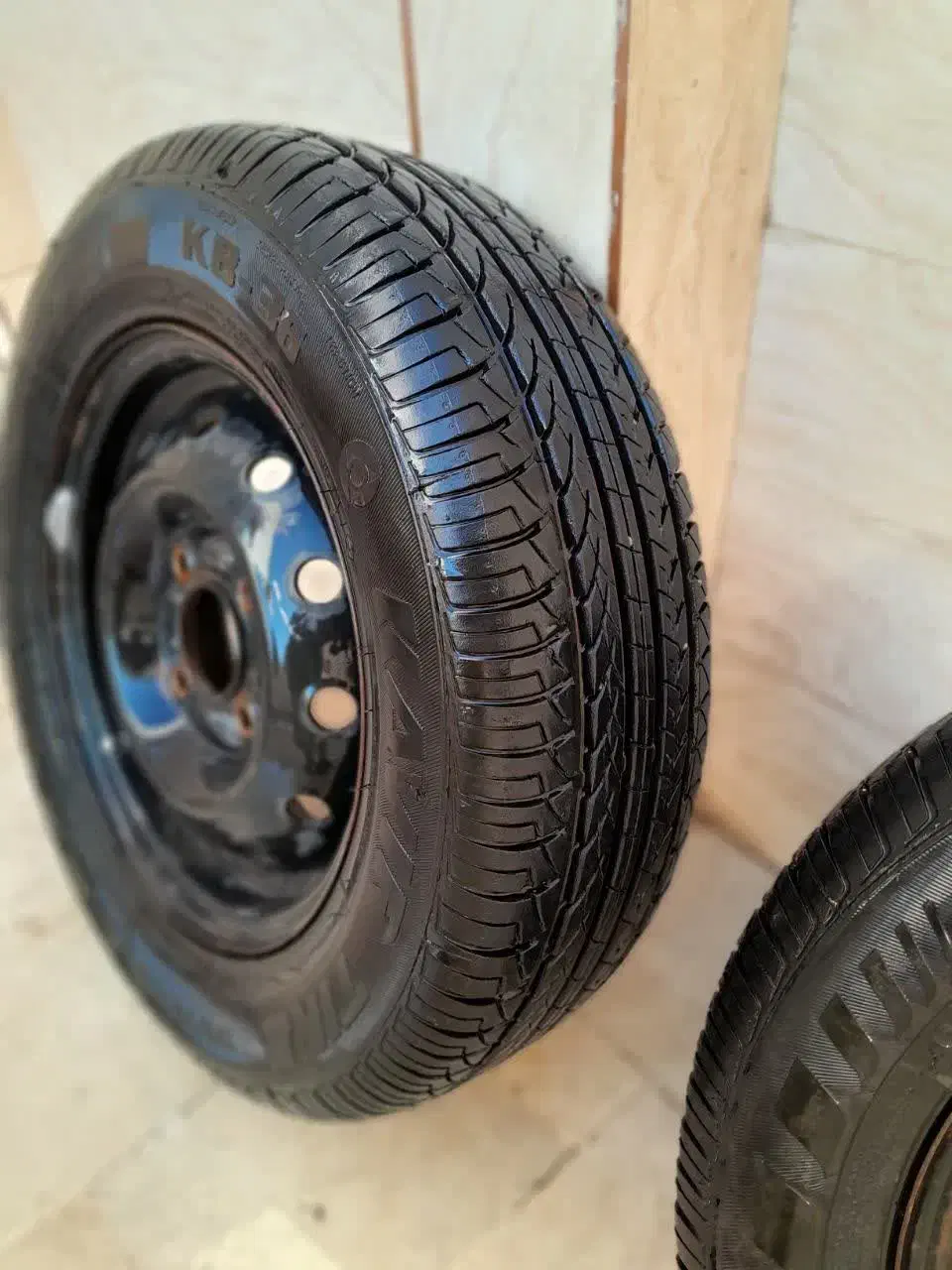 لاستیک ۱۳ تیبا بارینگ یک جفت|قطعات یدکی و لوازم جانبی|قم, پردیسان|دیوار