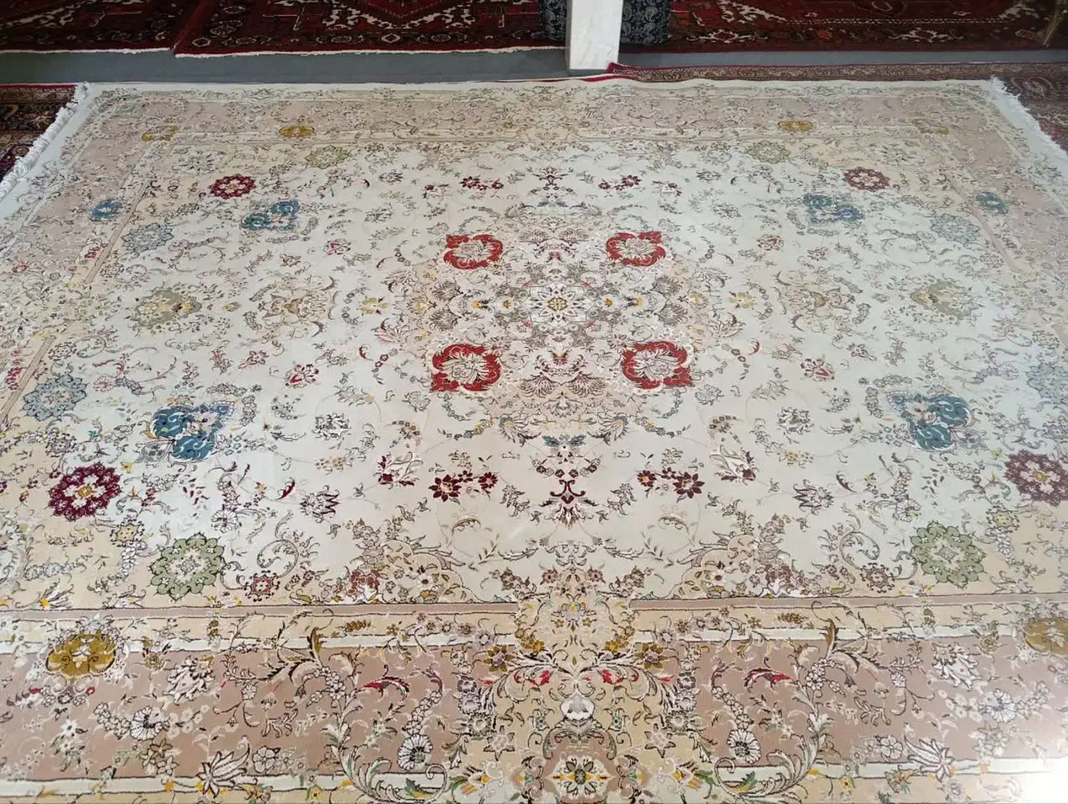 فرش ماشینی|فرش|مراغه, |دیوار