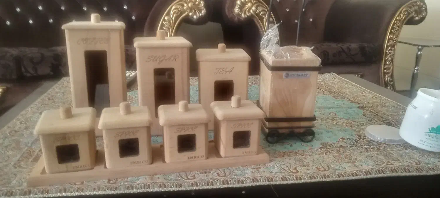 جاادویه|ظروف پخت‌وپز|شیراز, تاچارا|دیوار