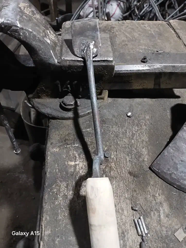 بربره|ابزارآلات|هرسین, |دیوار