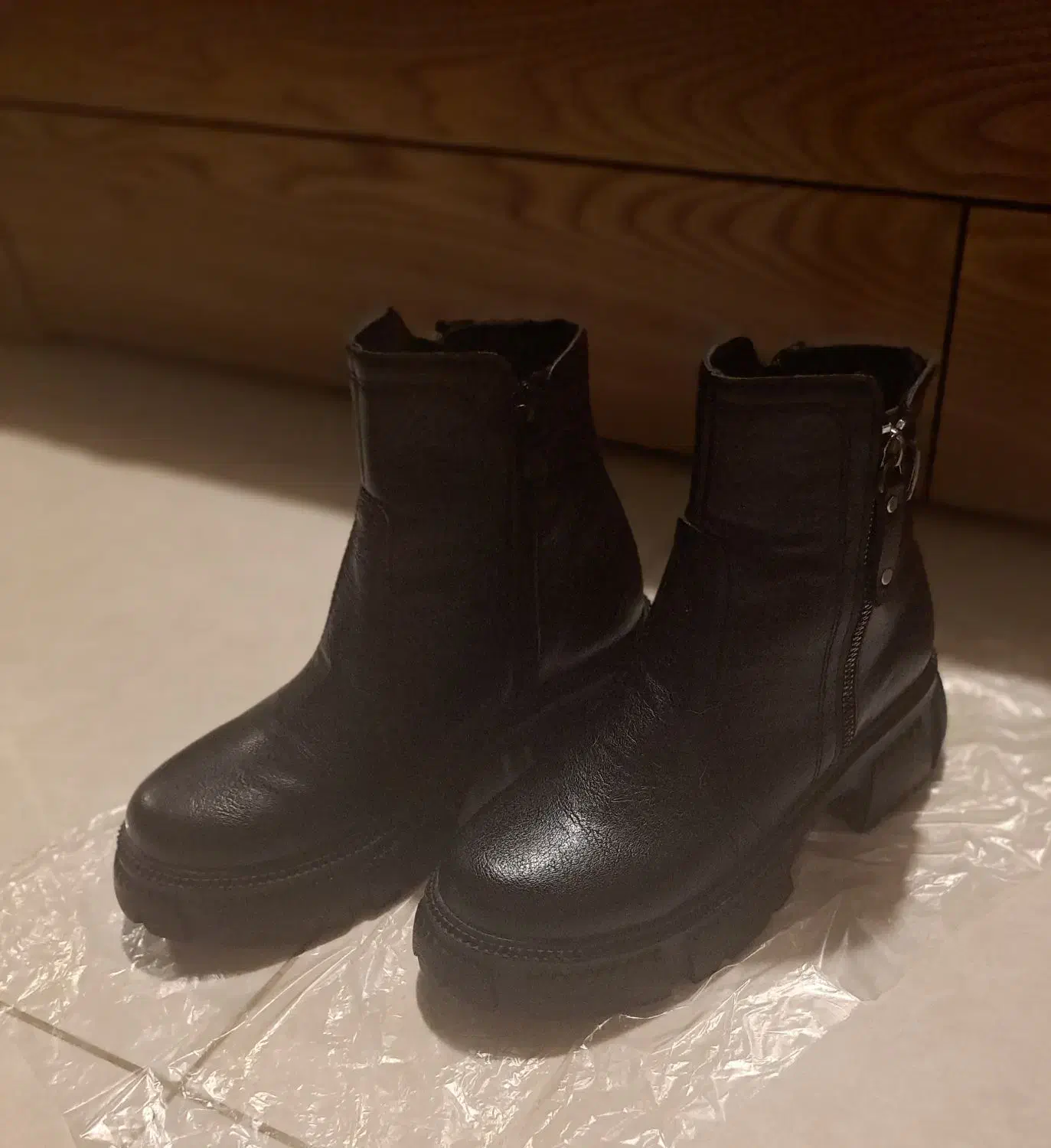 دو مدل نیم بوت مشکی سایز ۳۸|کیف، کفش، کمربند|ساری, |دیوار