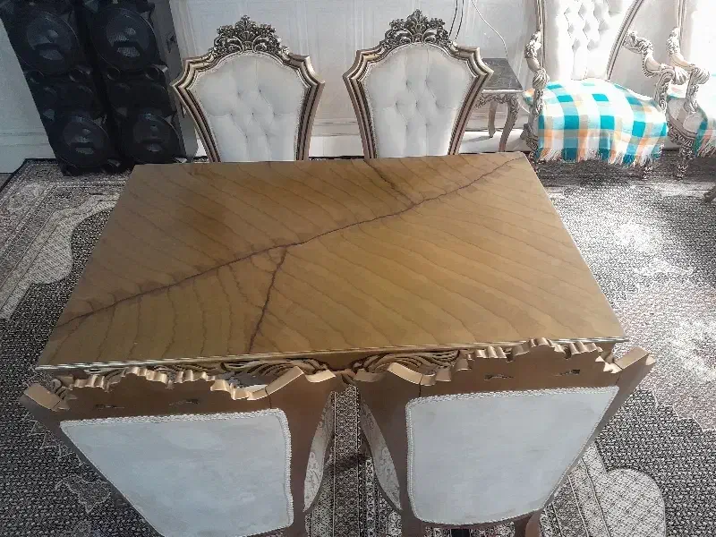 میز غذاخوری چهارنفره نفره|میز و صندلی غذاخوری|اردبیل, |دیوار