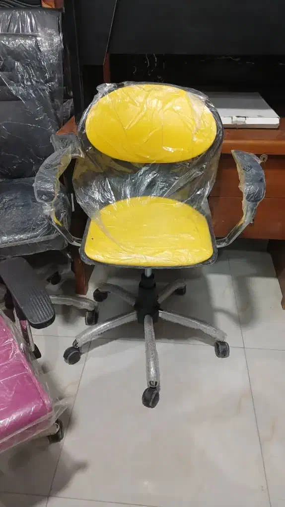 صندلی میخوای ارزان تر از همه جا|صندلی و نیمکت|ساوه, |دیوار