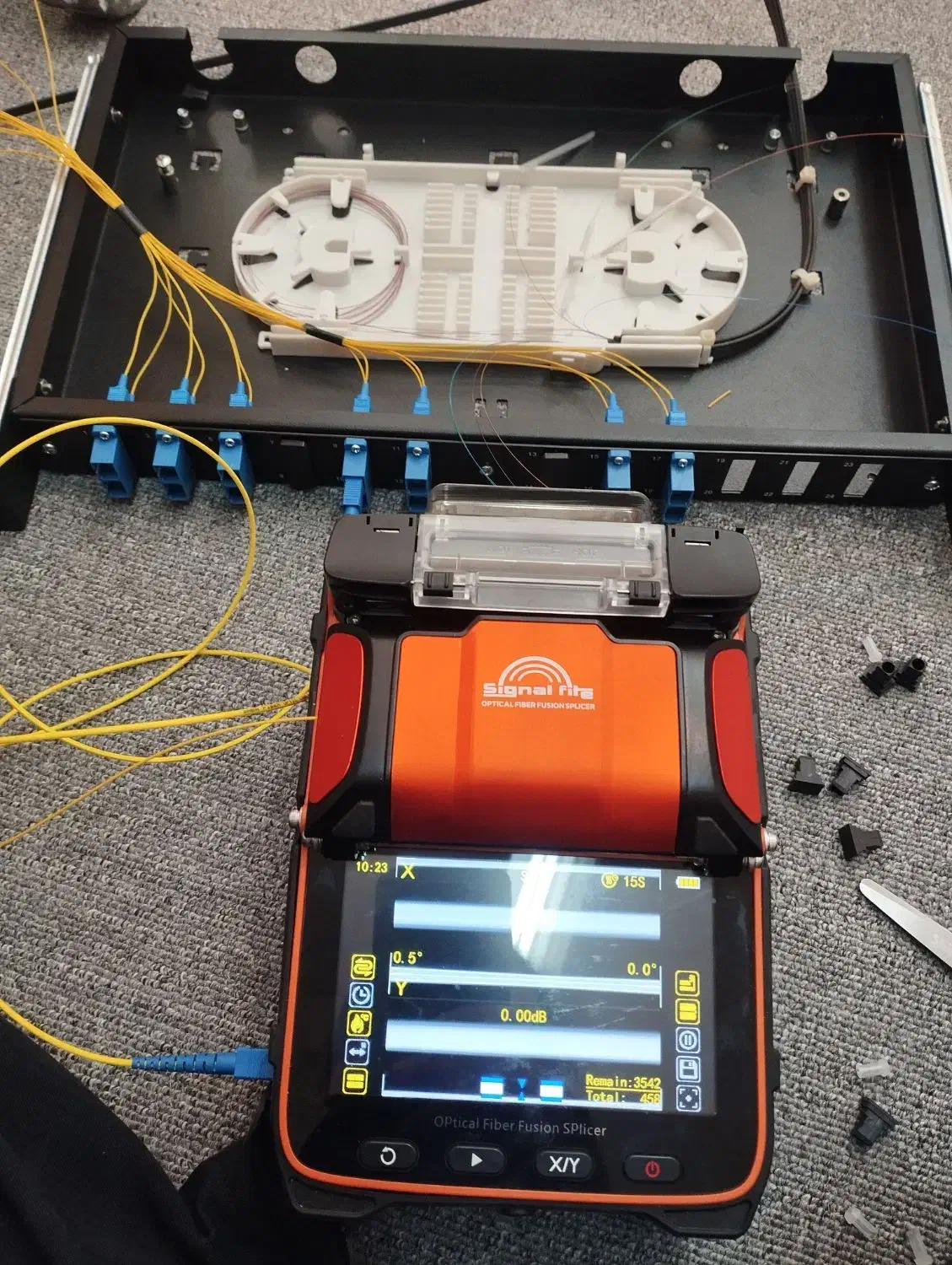 فیبرنوری فیوژن رفع خرابی شبانه روزی|مودم و تجهیزات شبکه|مشهد, رضاشهر|دیوار