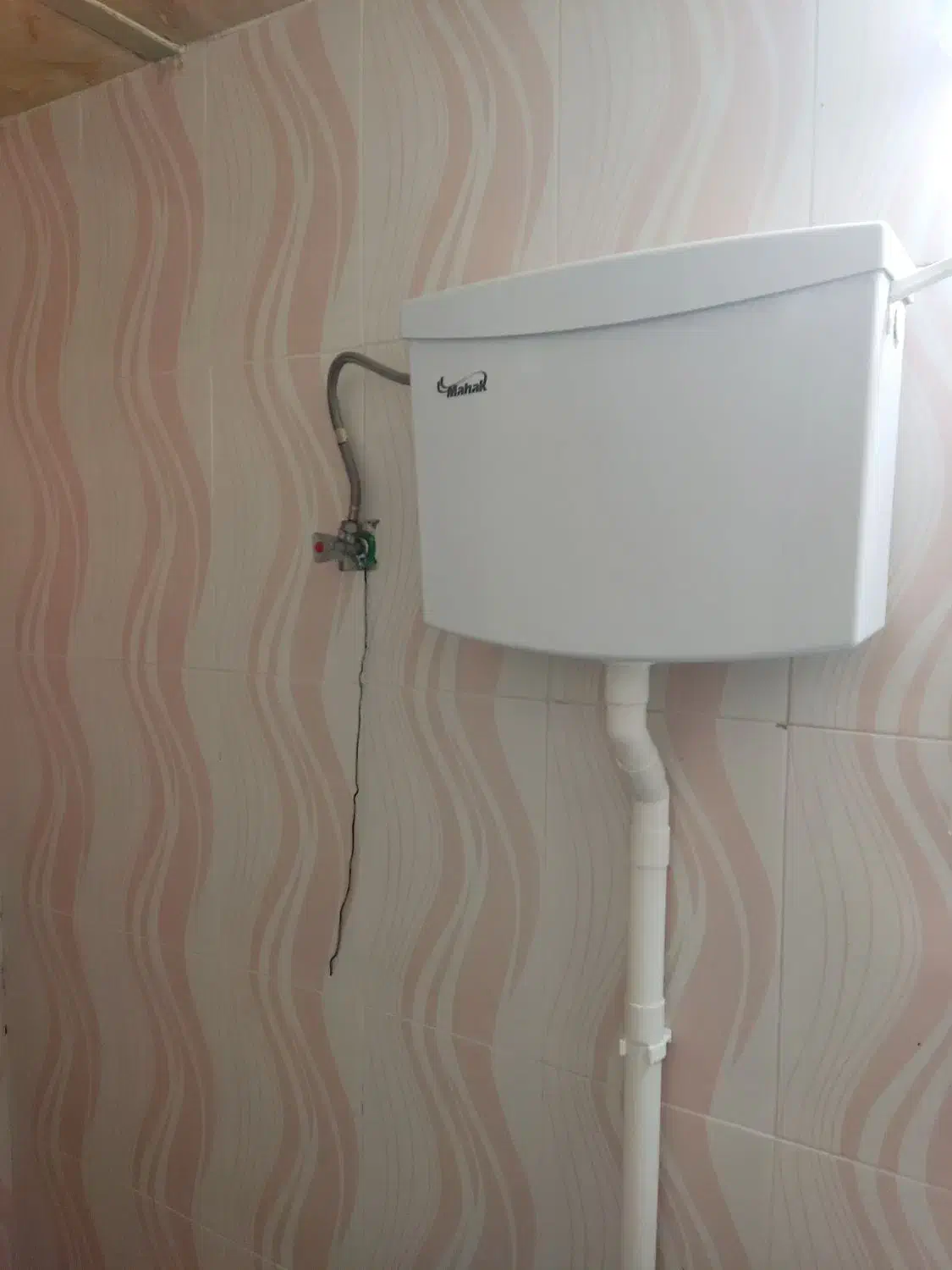 سنگ توالت و فلش تانک|لوازم سرویس بهداشتی|جهرم, |دیوار