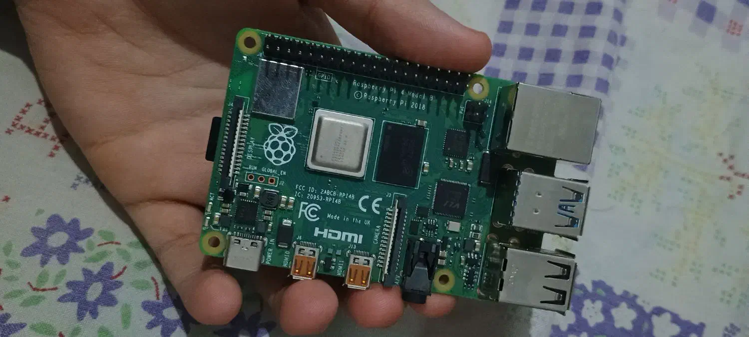 رزبری پای 4 ساخت انگلیس|قطعات و لوازم جانبی رایانه|خرم‌آباد, |دیوار