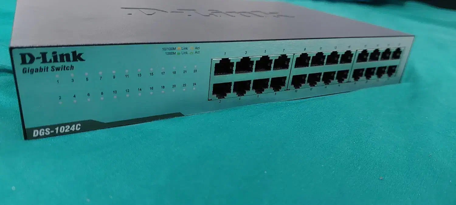 سوییچ دی لینک 24 پورت مدل DGS-1024C|مودم و تجهیزات شبکه|محمدشهر, شهرک پیام (مهرالبرز)|دیوار